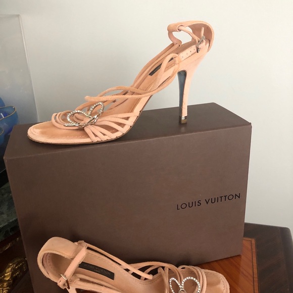 Louis Vuitton Suede Peach Sandals w/Flower,s38 1/2 - Picture 15 of 16